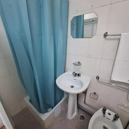 Residencial Ideal 호스텔 *