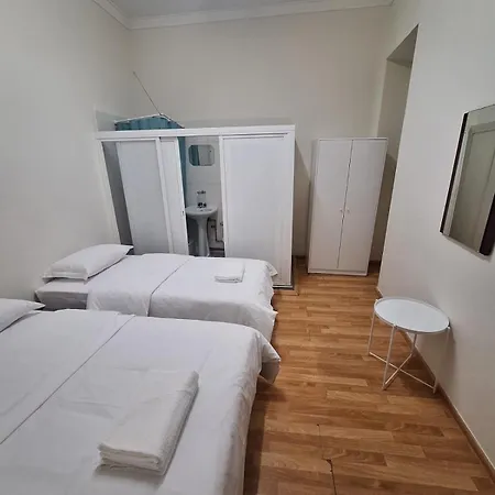 Vandrarhem Residencial Ideal *