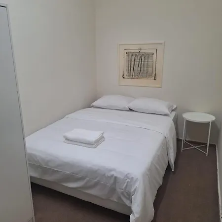 Residencial Ideal 호스텔 *